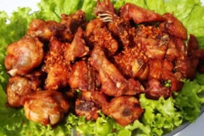 Frango a passarinho